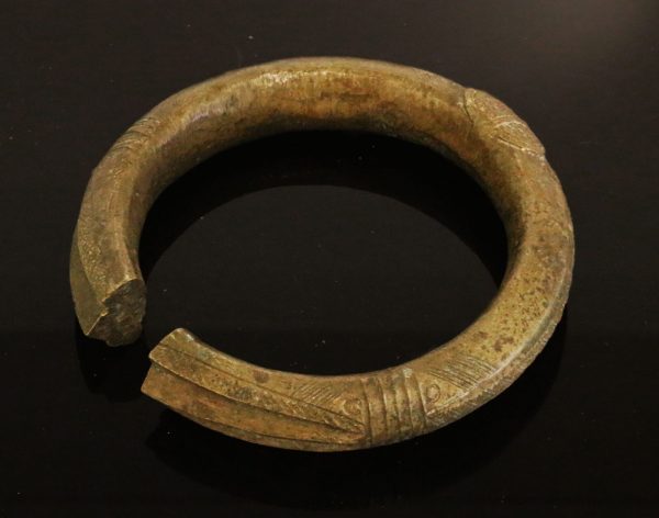 Nigeria. Ibo or Igbo people. Bronze manilla bracelet 1900 AD-0