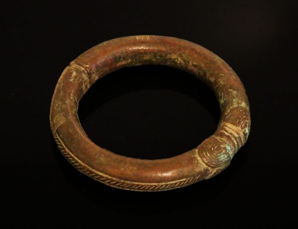 Nigeria. Ibo or Igbo people. Bronze manilla bracelet 1900 circa-0